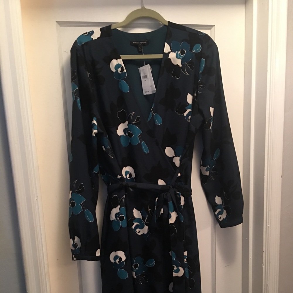 Banana Republic Floral Wrap Dress Ladies Size 14